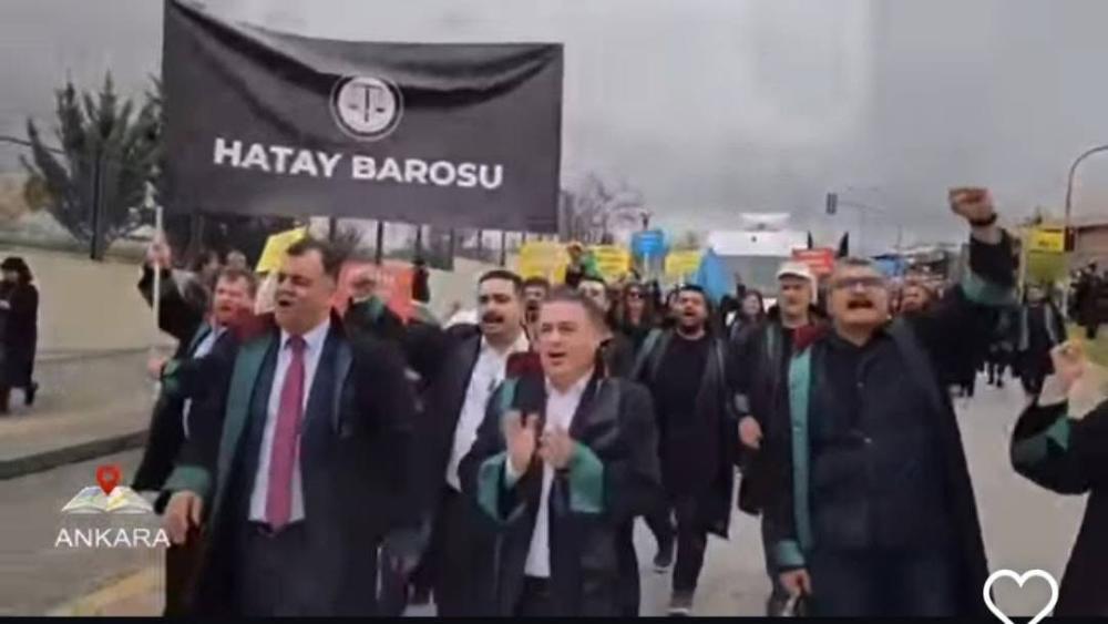 Ankara'da avukatlardan “Savunmanın Bağımsızlığı” yürüyüşü