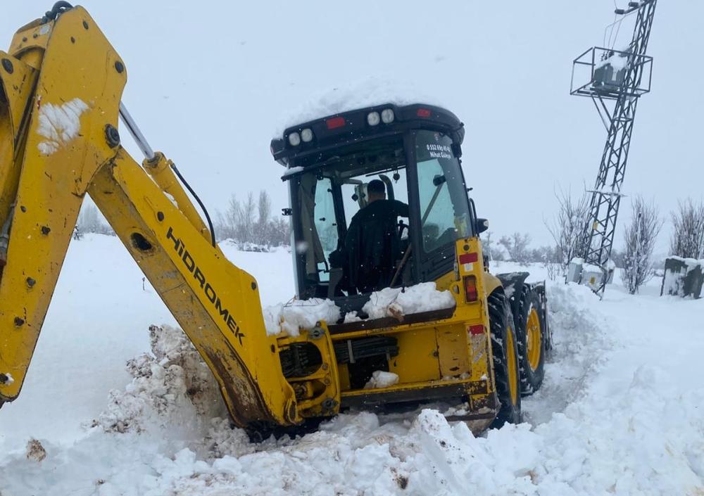 Adıyaman’da Kar Yağışı Su Kuyularını Vurdu: Elektrik Arızası Nedeniyle Kesinti Uyarısı