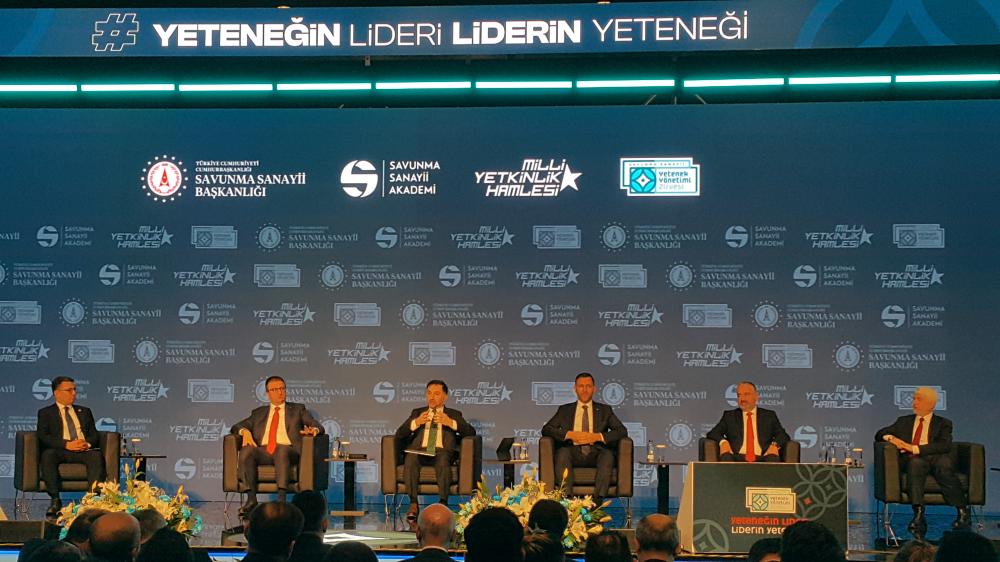 SAVUNMA SANAYİİ YETENEK YÖNETİMİ ZİRVESİ ANKARA\'DA BAŞLADI