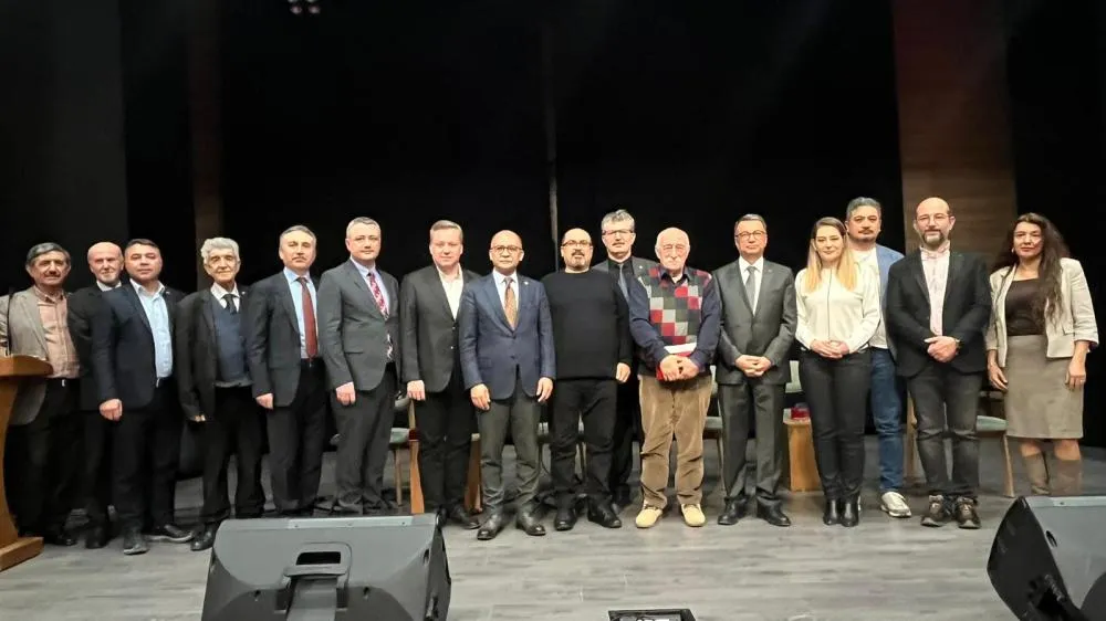 ESKİŞEHİR'DE 6 ŞUBAT ANMA VE FARKINDALIK PROGRAMI DÜZENLENDİ