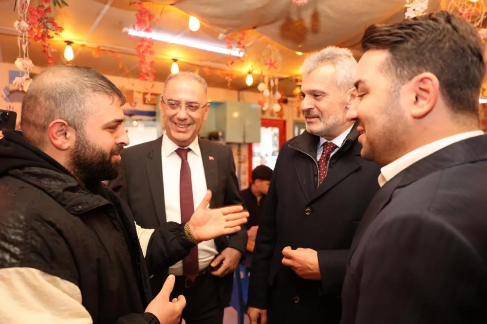 BAŞKAN YAPAR, ESNAFLA BİR ARAYA GELDİ