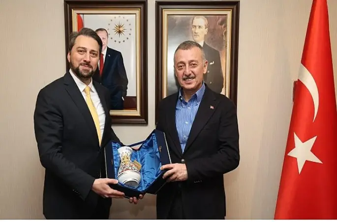 Başkan Büyükakın'dan, Halep'te yoğun ziyaret trafiği