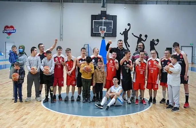 Başkan Taşyasan “Özel dev adamlarla" buluştu