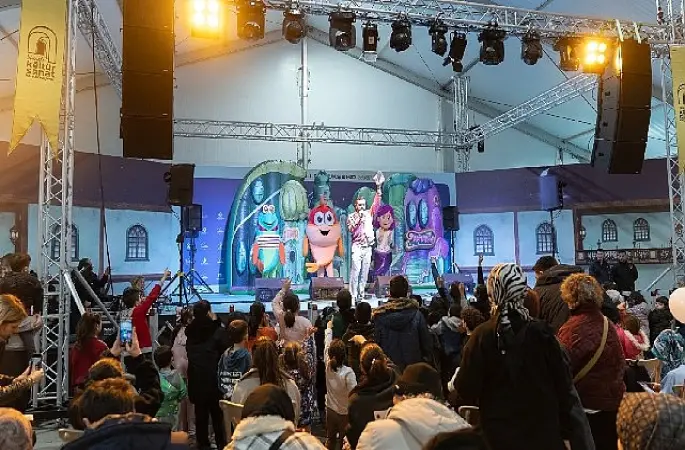 Çocukların sesi Ramazan'ın neşesi oluyor