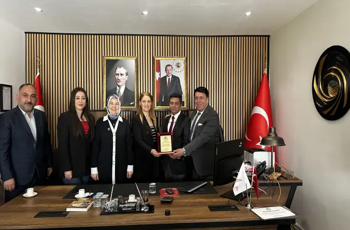 Doğu ve Güneydoğu Kültür Sanat Derneği Çocukları Sevindirdi!!