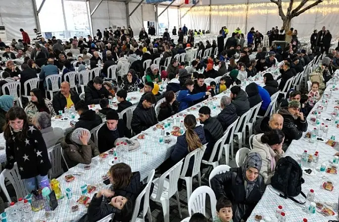 Gebze'de bir sofra, bin bereket