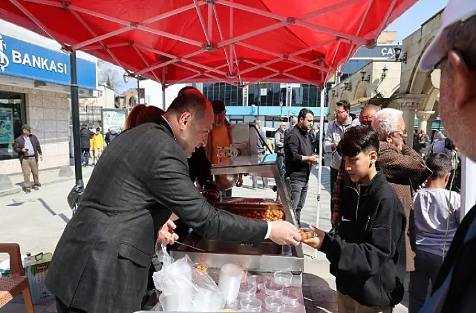 Geyve Belediyesi'nden Muhsin Başkan Hayrına Lokma Hayrı
