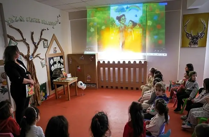 İzmir Depreminin Mucizesi Ayda ile Evlatlarını Kaybeden Anne Çocuklara Depremi Anlattı