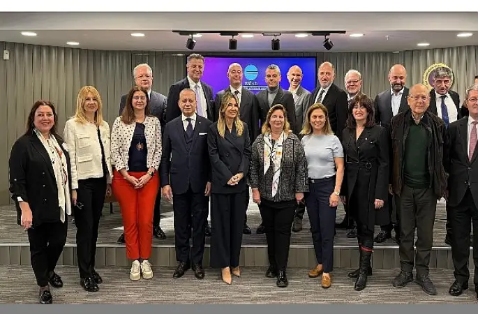 Küresel Belirsizliğe Karşı Reçete: Güven, Teknoloji ve Ortak Akıl